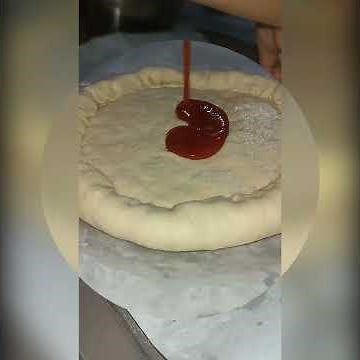 How to make Home-made Pizza with Basic Ingredients