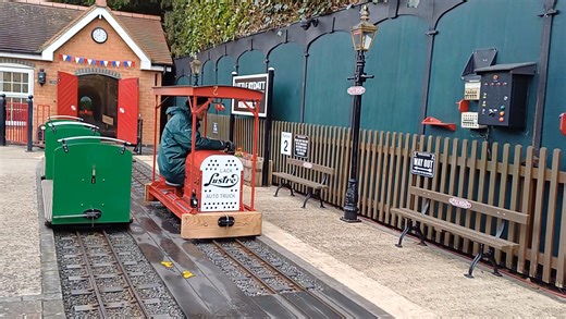 Bekonscot Light Railway No. 7 Lack Lustre on Thursday 13th March 2025. 🏴󠁧󠁢󠁥󠁮󠁧󠁿 For the full video please see Henry's Adventures the YouTube channel. https://youtu.be/ufgdrQePEAQ?si=epkdpepYAeIrJZJw | Henry's Adventures