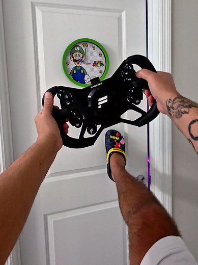 Best Racing Game? New GT3 Wheel & Cockpit