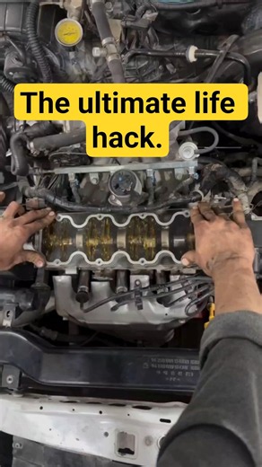 Engine Heartbeat: Transparent Valve Cover Reveal