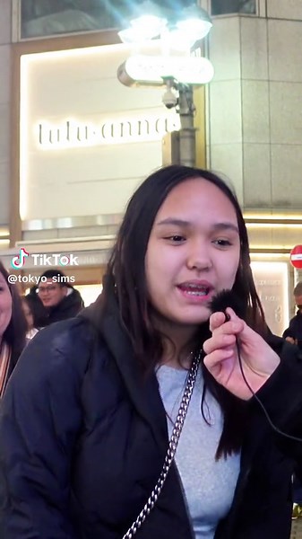 Urban Nights in Tokyo: Winter Scenes with KOLE