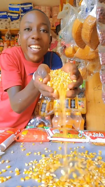 Becoming famous in magic is my dream ✨️ 💛 #magictrick #trendingmagic #viralug #viralfyp #fyp