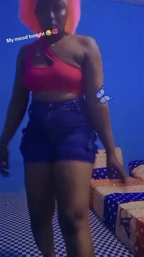 Dancing Mood: Enjoying My Mood Tonight