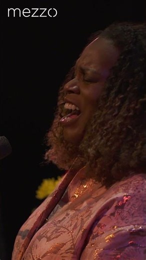 Dianne Reeves & Romero Lubambo - Festival International de Jazz de Montréal