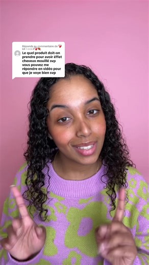 Obtenez l'effet mouillé avec la gelée Boost Curl