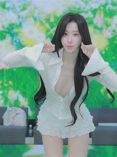 Asian Dance 💃 Korean energy everywhere 🔥 New season 11.04.26 #fyp #jinricp #pandaclass #dance #trending