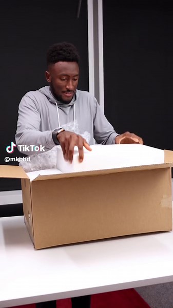Apple Vision Pro Unboxing: What's in the $3500 Box?