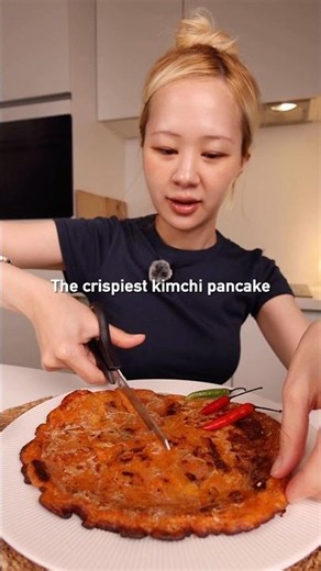 Crispiest kimchi pancake - Rice paper hack