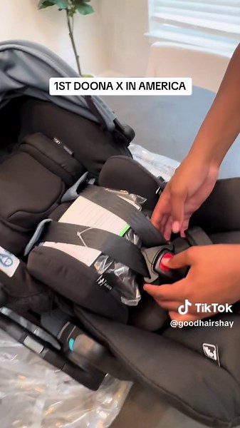 Unboxing the New DOONA X Stroller in America