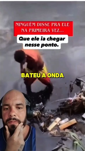 Jonathan Calazans on Instagram: "Esse vídeo é difícil de ver. Um usuário de crack num valão, em meio à sujeira, à doença, completamente exposto. Isso não é escolha. Isso é o efeito da dependência química levada ao limite. Quando a pessoa perde a noção do próprio corpo, do perigo, da dignidade — e fica totalmente vulnerável. Em Ouro de Mendigo, essa realidade aparece muitas vezes. Personagens que, sob o efeito do crack, se colocam em situações extremas, perigosas, humilhantes. Não porque querem,