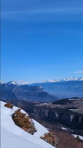 Tour d'horizon depuis la crête qui surplombe Lans-en-Vercors et St Nizier-du-Moucherotte. #vercors