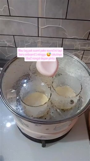 Maryam Iyang on Instagram: "Yang LDM boleh nih pake sound ini buat kasi kode kepasangannya bjar cepat2 pulang hehehehee #familylife #ldm"