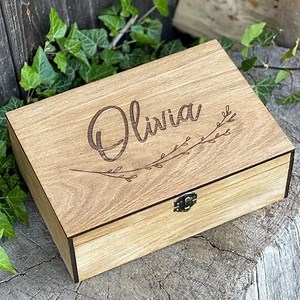 Personalized wooden name box for memories, keepsake Christmas gift, present for Him, Her, Boyfriend, Girlfriend, Baby Boy, Baby Girl, Brother, Sister, Guy, Groomsmen, Bride Friend for Birthday