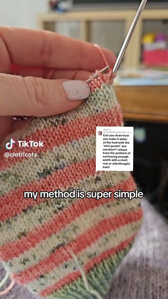 Replying to @noonelikesamadwomanHere's how I make a mini gusset for my short row heels. #knittingtutorial #knittingtips #knitting #knittok