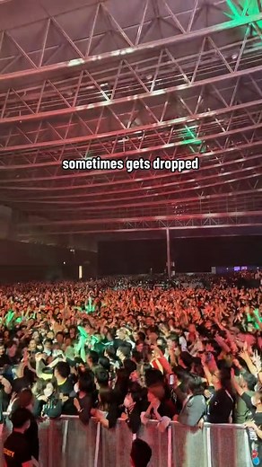 Every night spent with you all is the best night ever! Tell us where you’ve seen us play this or what show you’re coming to this year! #simpleplan #imjustakid #altmusic #poppunk #livemusic | Simple Plan