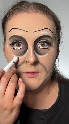 ANNABELLE MAKEUP TUTORIAL #halloween2024 #annabelle
