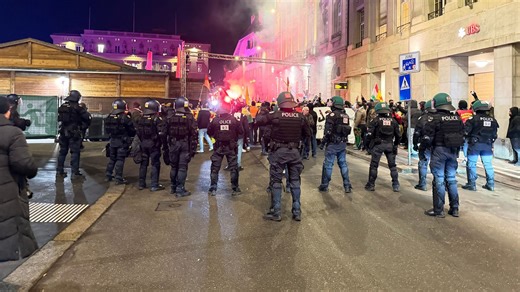Bern: Kurden und Linksautonome sorgen an Demo für Randale