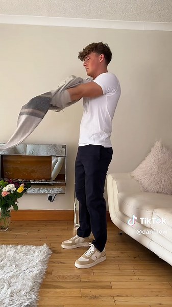 Smart Casual Style: Men's Business Casual Quarter Zip Outfits