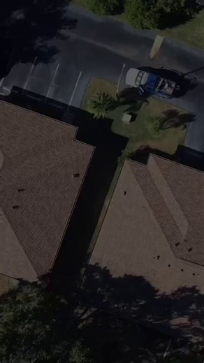 What's the best color for your roof? Your favorite! 🏠️ There's endless possibilities for your roof color, but in the end it all comes down to what makes your building pop. This customer chose a beautiful brown shingle to compliment their property and the results speak for themselves. | Trust Roofing