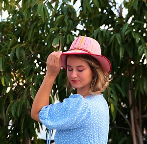 251K views · 526 reactions | Top Of The Hat: Mastering The Art Of Hat Crafting! | 5-Minute Crafts Play | Facebook