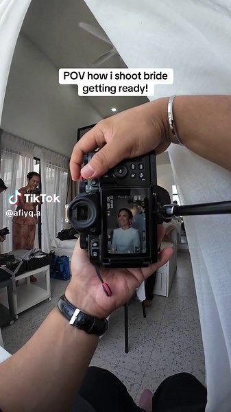 Capturing the Bride Getting Ready: A Photographer's POV