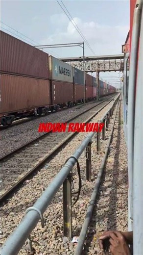 kitne rasto se milati h ye rail gadiya