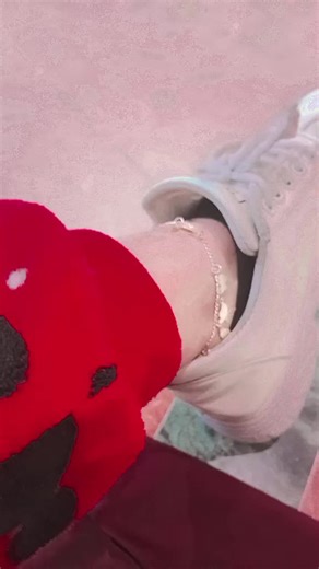 Shrarti Kuri 🫰💞 (@cutie.4.5.2)’s videos with original sound - Aman Beauty saloon🥰