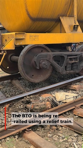 The BTO is being re-railed using a relief train. #automobile #railtrack #train #railwaycontent #rail