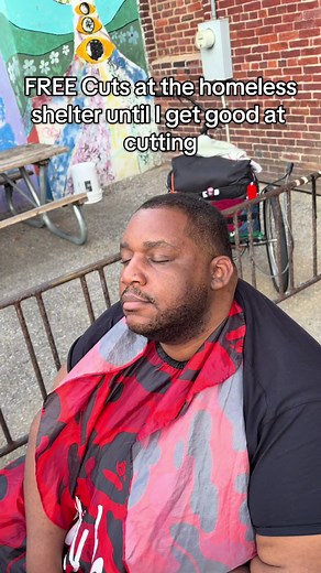 Free Haircuts for the Homeless: Beginner Barber Gives Fades