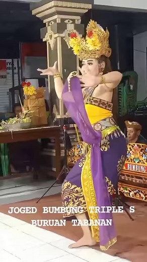 Tarian Joged Bumbung Bali #joged #jogedviral #jogedbumbungbali #jogedlucu #jogedbali #jogedbumbung #pengibingtiktok #reelsfbシ #reelsviralシfb #reelsvideo #pengikutreels #reelsvíral #reels #pengikut #reelpopuler #hiburan #jogedcarejani #tarian #dance #beautifullDance #Dancer | BALI CARE JANI