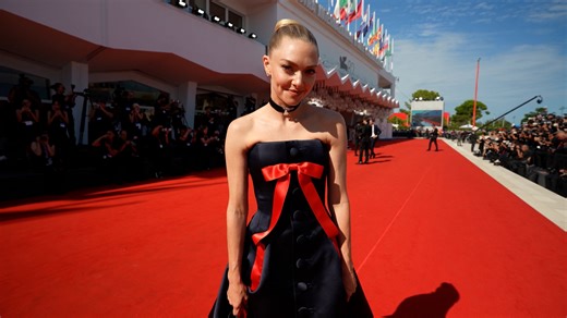 Amanda Seyfried: From 'Mean Girls' to musical stardom