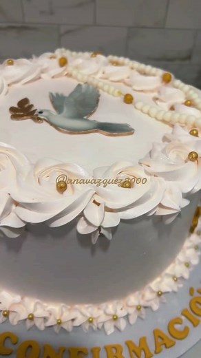 Sam's Round Confirmation Cakes | Elegant Decorated Flan Napolitano