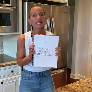 NOW AVAILABLE: The 2021 Fall Freezer Meal Plan! 🎉 https://thefamilyfreezer.com/product/fall-freezer-meal-plan/ Do you want to simplify the busy back-to-school season by stocking your freezer with easy and healthy dinners? I promise it’s easier than you think. I know you’re ready to rock your dinners this fall, you just need a shortcut in the planning process. That’s why I created the Fall Meal Plan! Inside, you’ll find:⠀⠀⠀⠀⠀⠀⠀⠀⠀ • 36 healthy and delicious recipes that can be frozen without any 