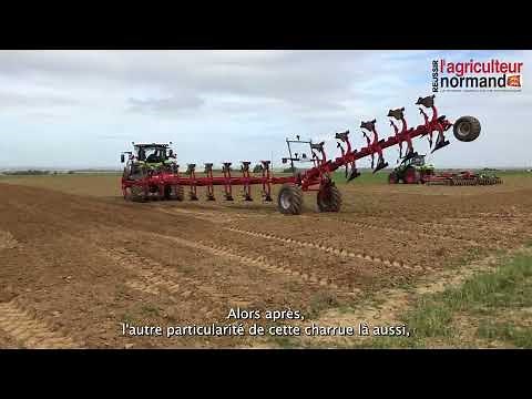 L'impressionnante charrue 13 corps de Grégoire Besson