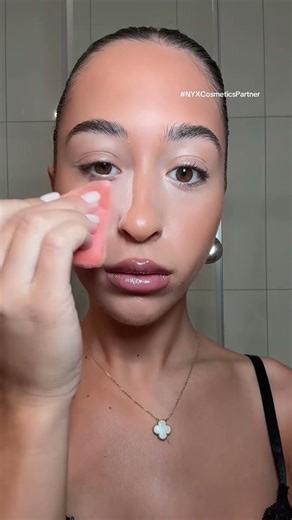 #NYXCosmeticsPartner @NYX Professional Makeup coming out with the Wonder Snatch Setting Powder wa...