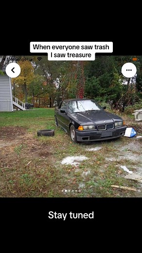 I purchased this 1995 bmw 325i convertible for $700 It’s wouldn’t start Headlights didnt work Back window was busted out The Top was trashed The inside was filled with water,bugs,and trash So here a quick look at how much ive done so far