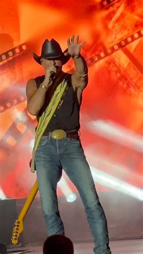 Tim McGraw - Real Good Man - Birmingham 08.13.26 #countrymusic #classic #timmcgraw #live #90s
