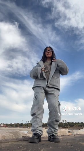 TikTokダンス2025: 最新の振り付けとトレンド