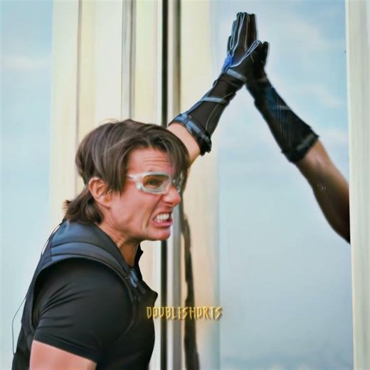 Tom Cruise breaks into Burj Khalifa's Server Room 🥶 #usa