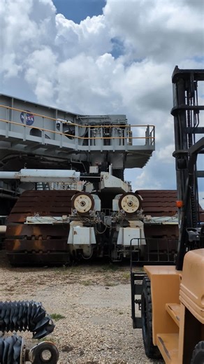 98K views · 885 reactions | Up close view of rocket mobile launch crawler 2. #SpaceLaunchSchedule #SpaceMonkey #RocketMonkey #RocketLaunch #LaunchDay #SpaceExploration #SpaceX #Florida #CapeCanaveral #KSC #KennedySpaceCenter #Crew11 #Falcon9 | Space Launch Schedule | Facebook