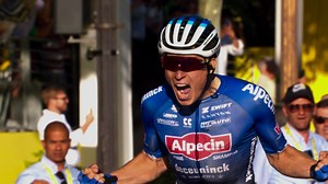 21K views · 348 reactions | Go inside the world's most grueling bike race in Tour de France: Unchained, a new docuseries from the the producers of Formula 1: Drive To Survive. Now on Netflix. | Netflix | Facebook