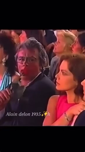 Anna_Paris_Blog on Instagram: "— @rbitalia Alain delon-Ornella Muti1996🌹😍"