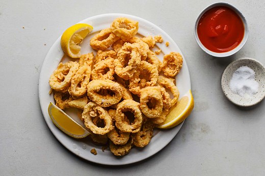 All About Calamari: A Brief Guide to the Popular Restaurant Appetizer