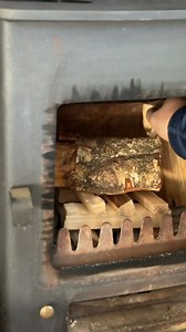 110K views · 650 reactions | Struggling to start your log burner or know someone who does - this simple hack and foolproof method for you. Using the “Jenga method” you’ll have no issues getting your fireplace, log burner or even chimenea started and more importantly, you warm!  #lifehack #logburner #fireplace | Gardening with Ish | Facebook