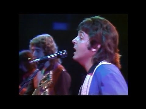 Paul McCartney & Wings - Let Me Roll It (Live in Melbourne 1975)