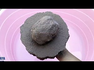 Dusty crunchy Soft mud crumble dry on floor and water 💦💦💦 paste play Asmr