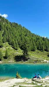 Lorna King | Jour 1: @grandhotelkurhausarolla ➡️ Lac Bleu d’Arolla 🫐 8KM et 500D+ ⛰️ Premier sentier de mon séjour et pas des moindres… Bien entendu... | Instagram