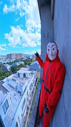 POV Parkour Rooftop Money Heist Escape Extreme Free Running Challenge #YouTubeShorts #ViralVideo