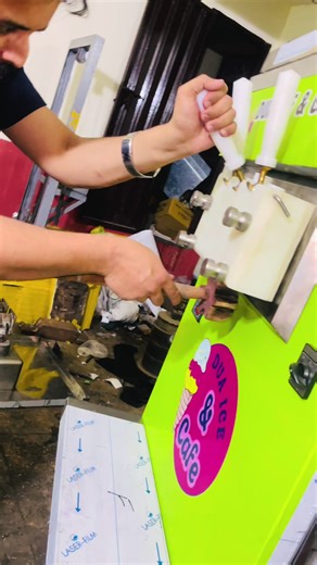 New ice cream machine for sale🍦heavy duty fast_cooling #madinacoolpointlahore #foryou #viralvideo #foodbusiness #icecream
