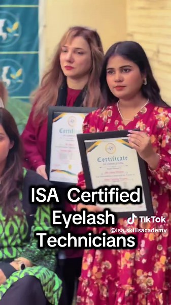 Become an ISA Certified Eyelash Technician Today